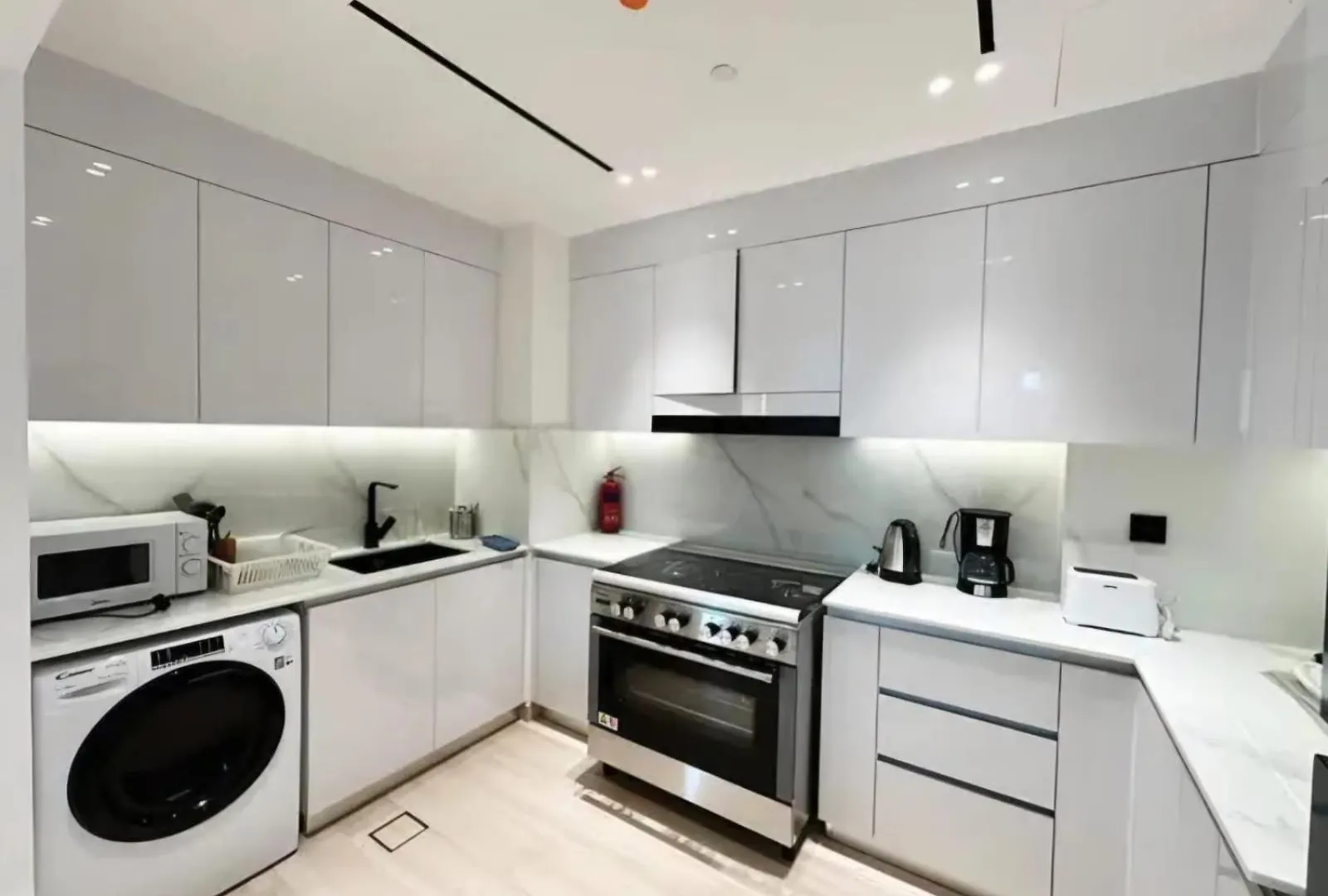 Binghatti Heights Jvc Ντουμπάι 0*,